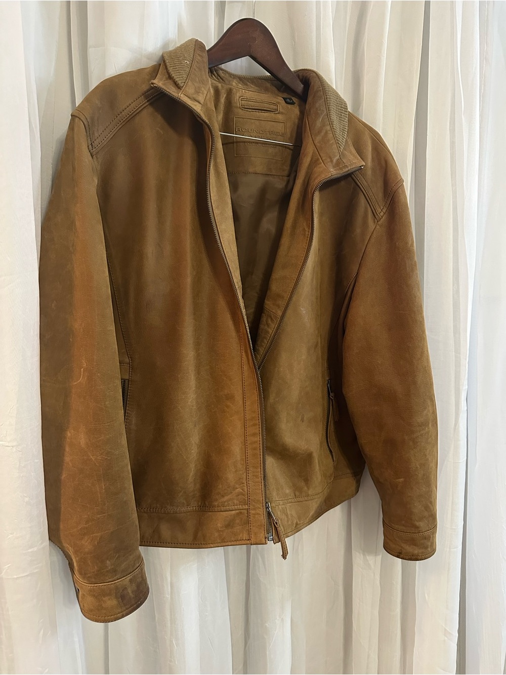 Roundtree & Yorke Men's Brown Leather Bomber Jacket